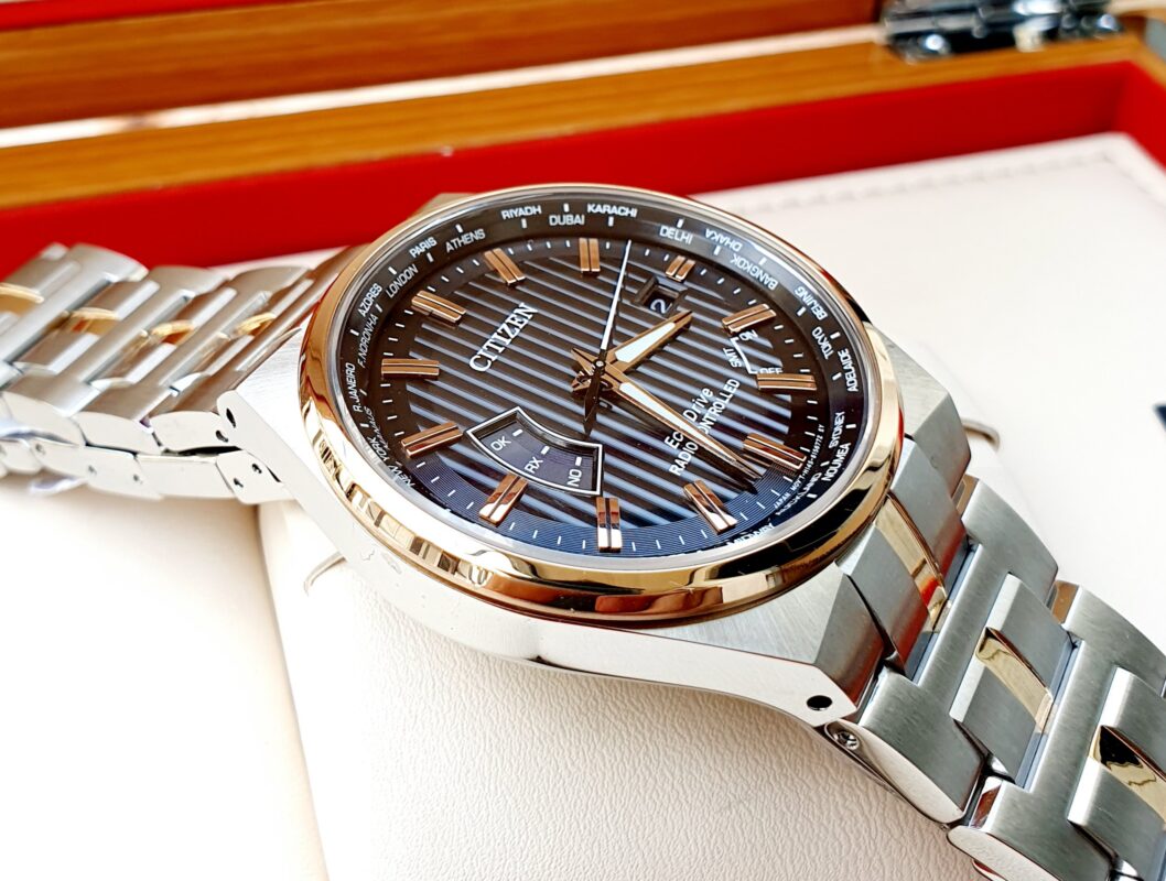 CITIZEN CB0166-54H World Perpetual AT