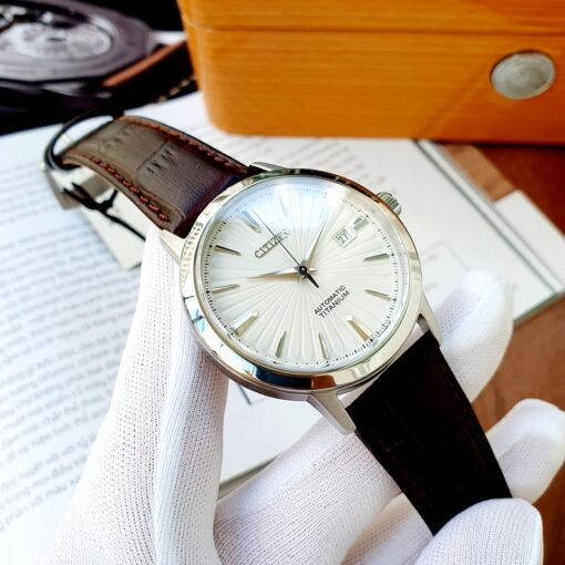 Đồng hồ Citizen Automatic Titanium NJ2180