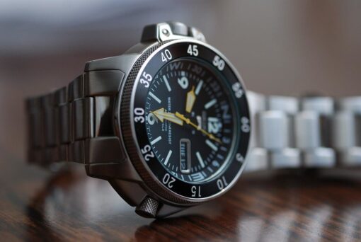 đống hồ nam Seiko Diver Automatic Map SKZ211