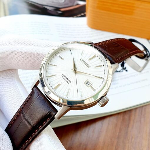 Đồng hồ Citizen Automatic Titanium NJ2180