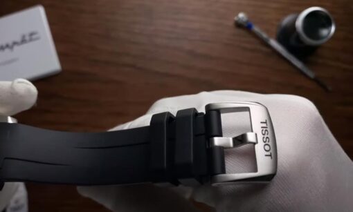 TISSOT Seastar 1000 - T120.407.17.041.00 có độ chịu nước lên đến 300 mét