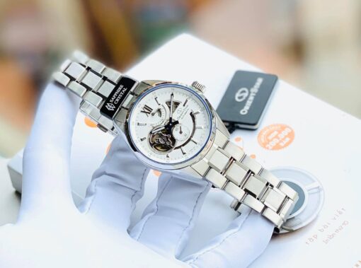 Đồng hồ Orient Star RE-AV0113S00B