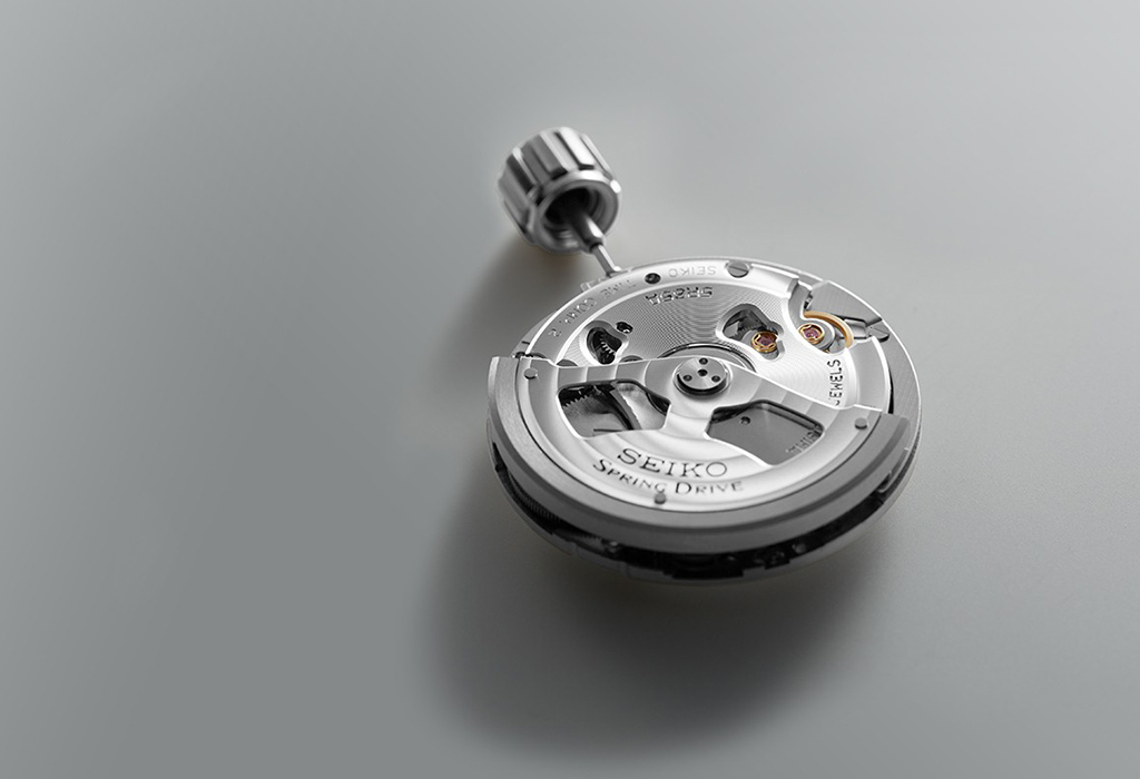 bộ máy seiko spring drive