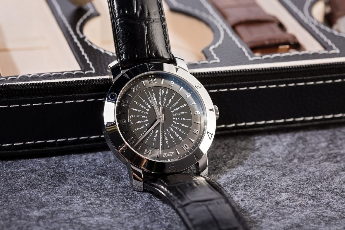 Đồng hồ Tissot Heritage Navigator World Time