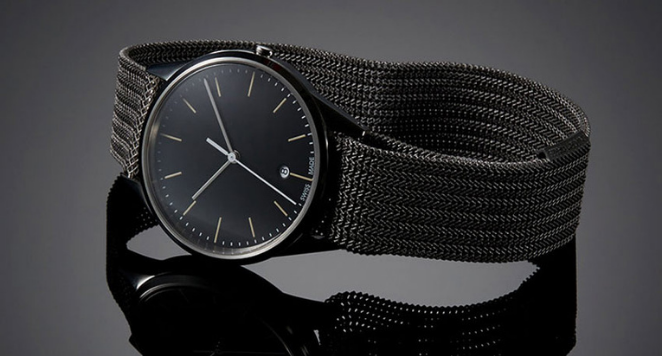 Hàng hóa đồng phục